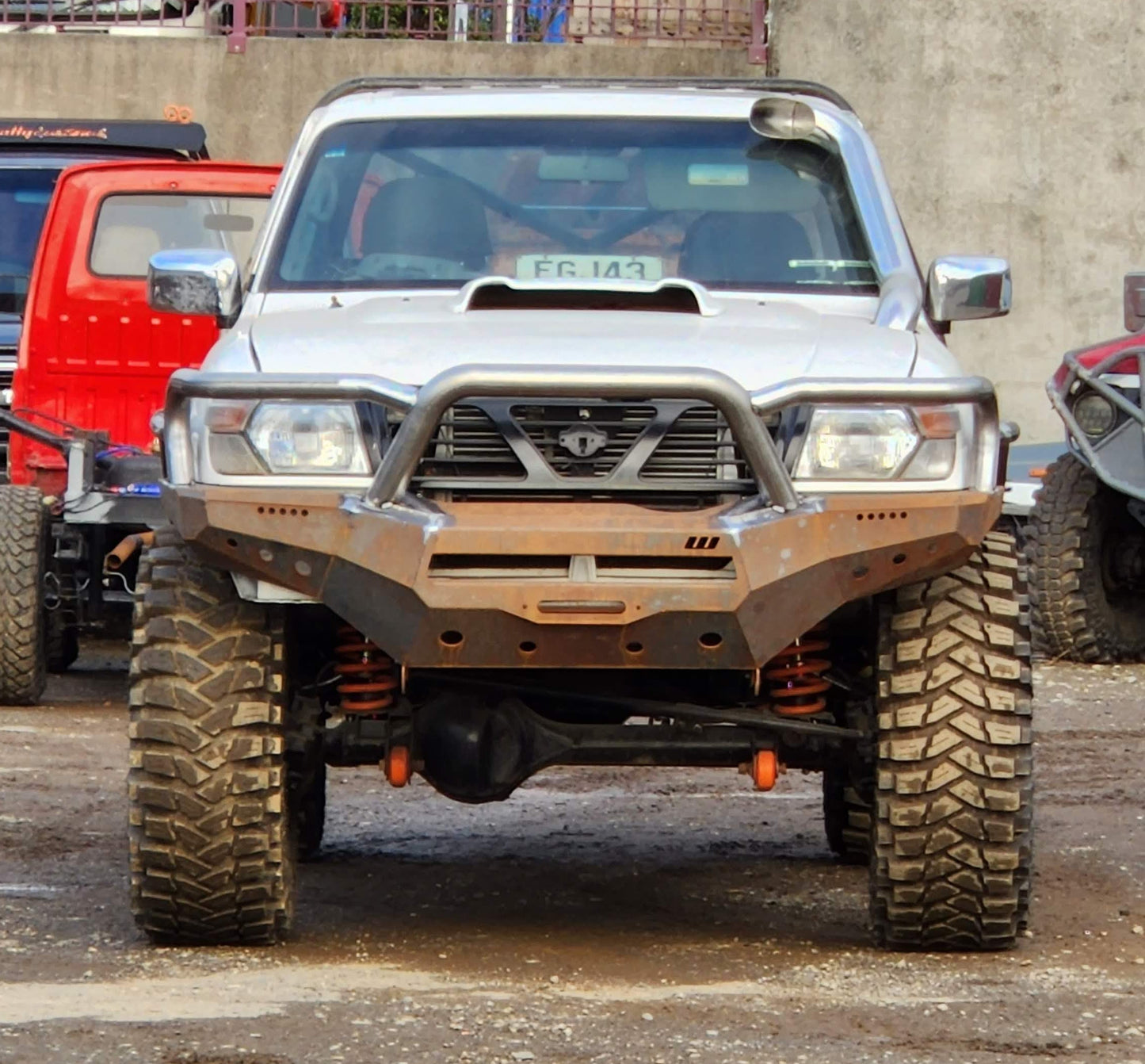 WALLY CUSTOMS BULLBAR TO SUIT NISSAN GU PATROL Y61 SERIES 1-3