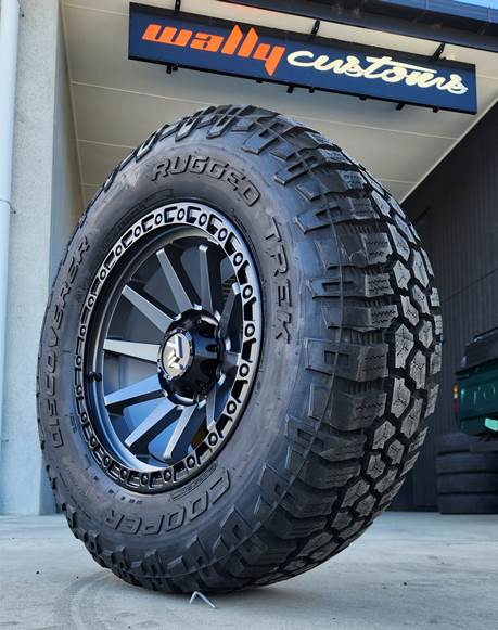 COOPER RUGGED TREK
