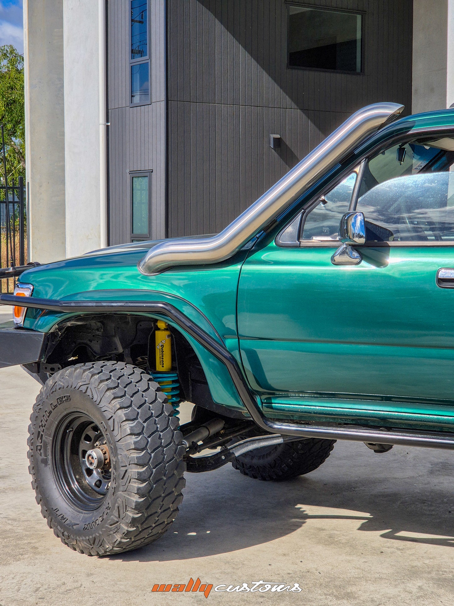 SOLID AXLE SWAP TOYOTA PRADO 78 FRONT DIFF INTO IFS TOYOTA HILUX AND SURF