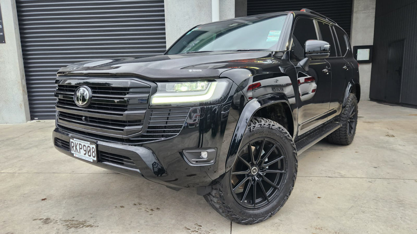 SLIMLINE FLARES TO FIT TOYOTA LANDCRUISER 300 SERIES