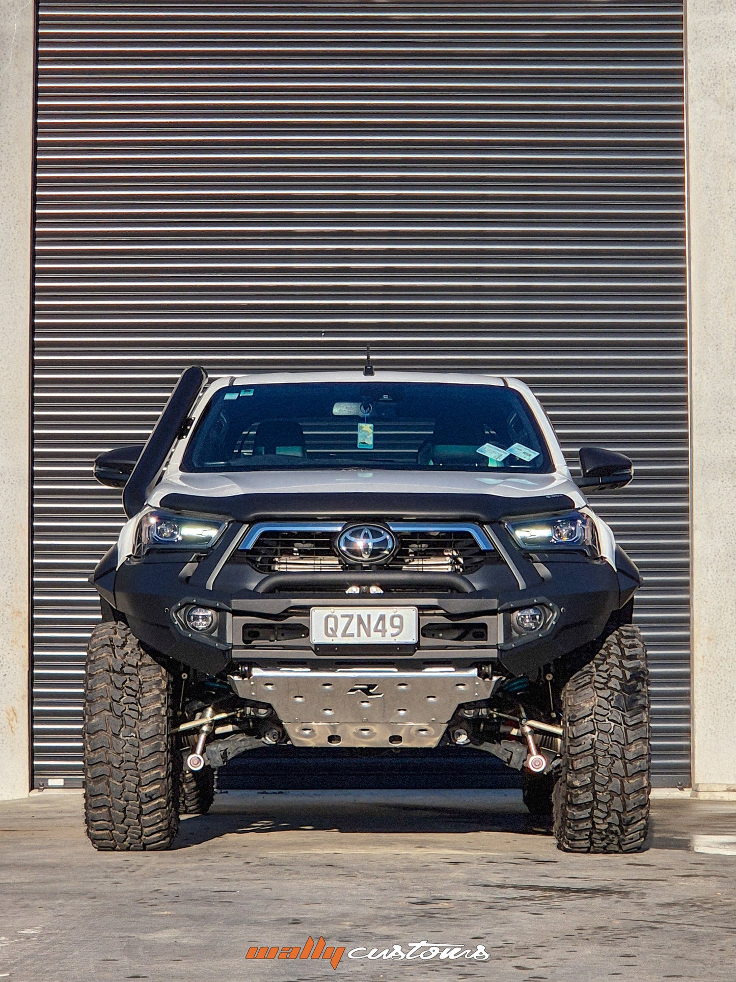 WALLY CUSTOMS 4'' STAINLESS SNORKEL TO SUIT TOYOTA HILUX N80 2016 ONWARDS