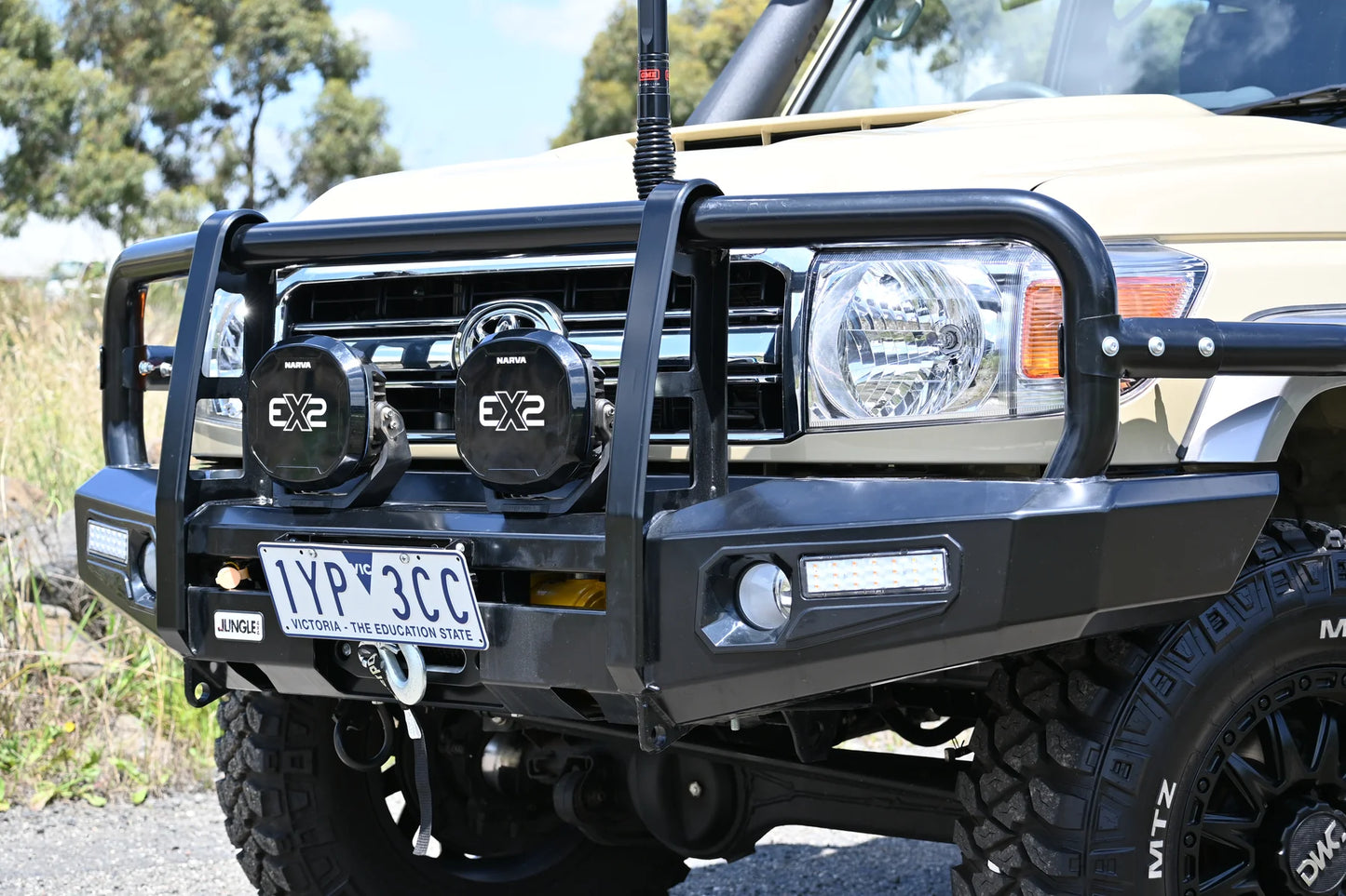 JUNGLE4X4 BULLBAR COMBO DEAL TO SUIT TOYOTA LANDCRUISER 70 SERIES 2012-2024