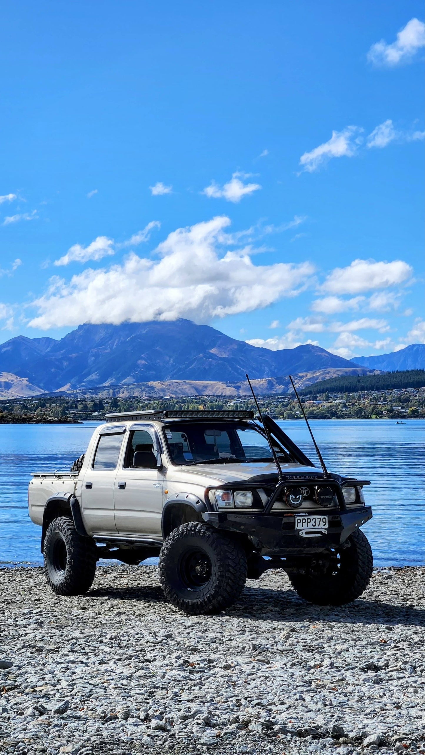 WALLY CUSTOMS WINCH BAR TO SUIT TOYOTA HILUX LN106,107,167/KZN 165 (1989-2004) NON AIR BAG ONLY