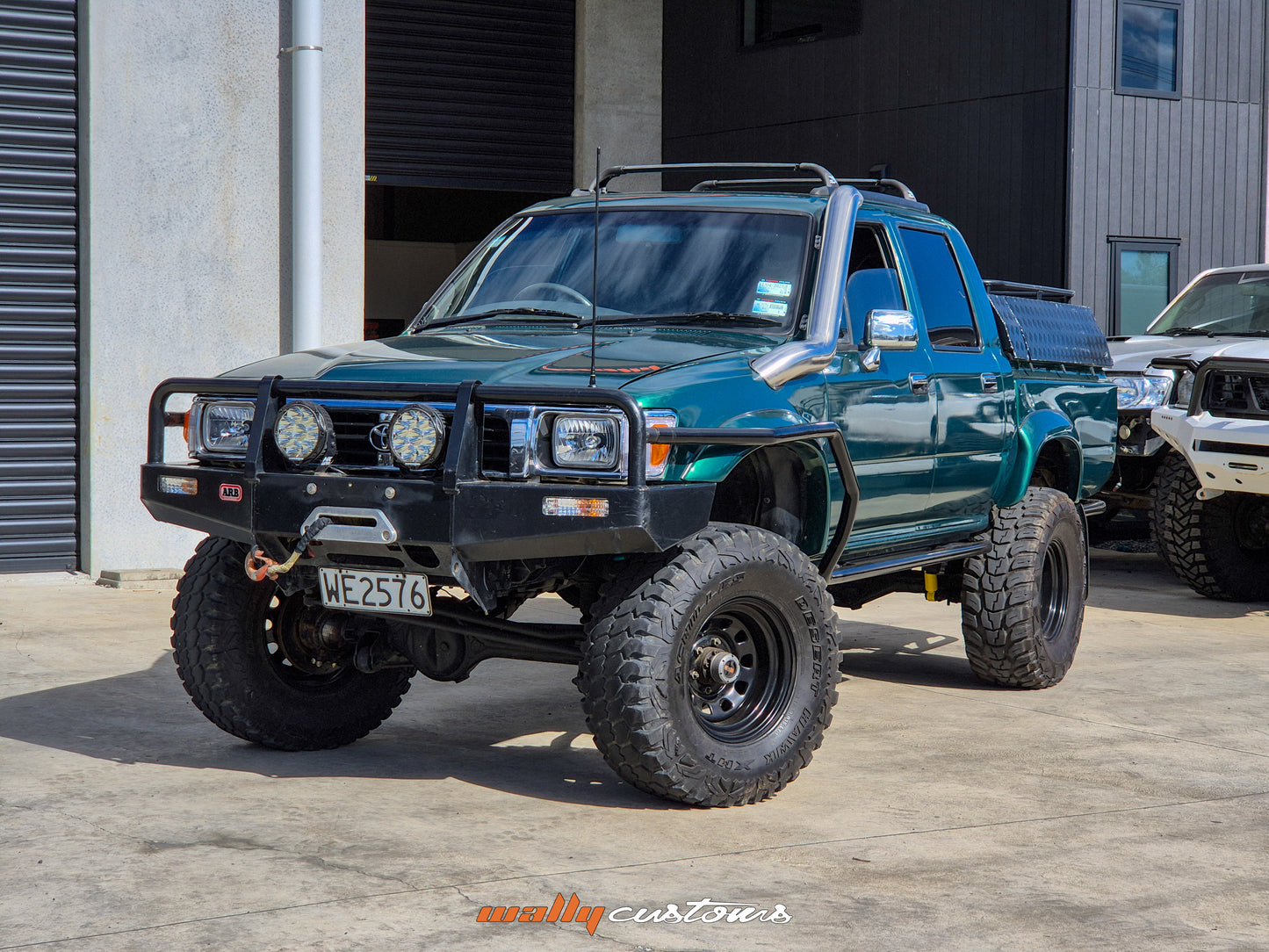 WALLY CUSTOMS 4'' SNORKEL TO SUIT 130 & 185 SERIES TOYOTA SURF
