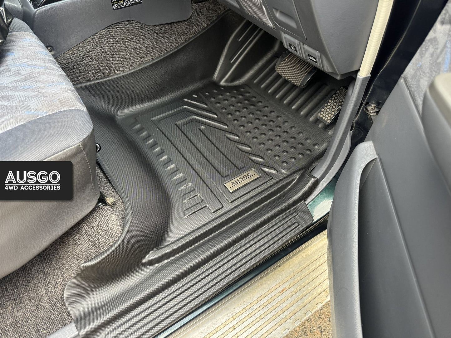 4WD FLOOR MATS - TOYOTA LANDCRUISER 80 SERIES