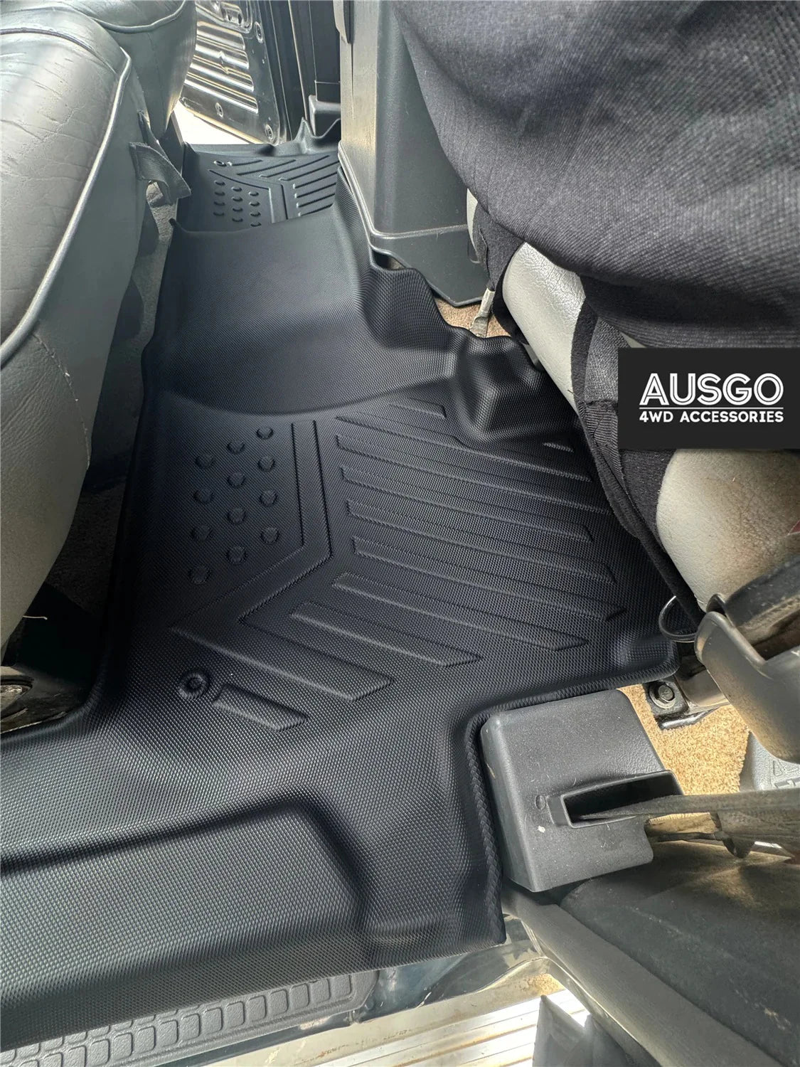 4WD FLOOR MATS - NISSAN PATROL GQ Y60