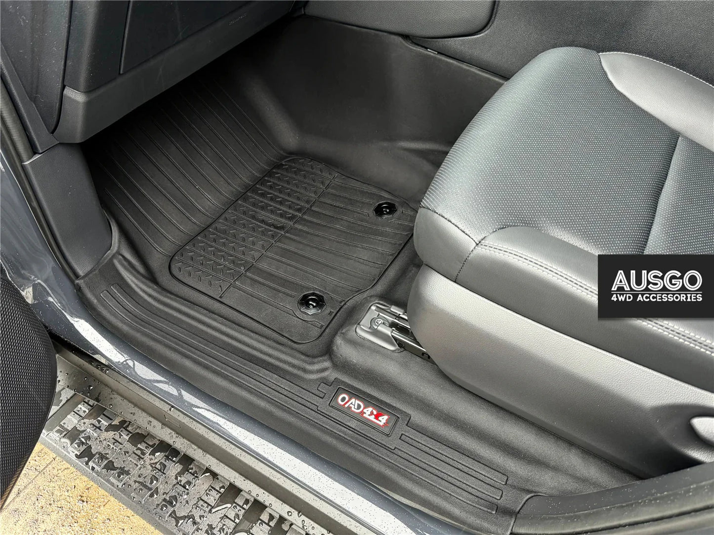 4WD FLOOR MATS (INJECTION) TOYOTA LANDCRUISER PRADO 250 SERIES