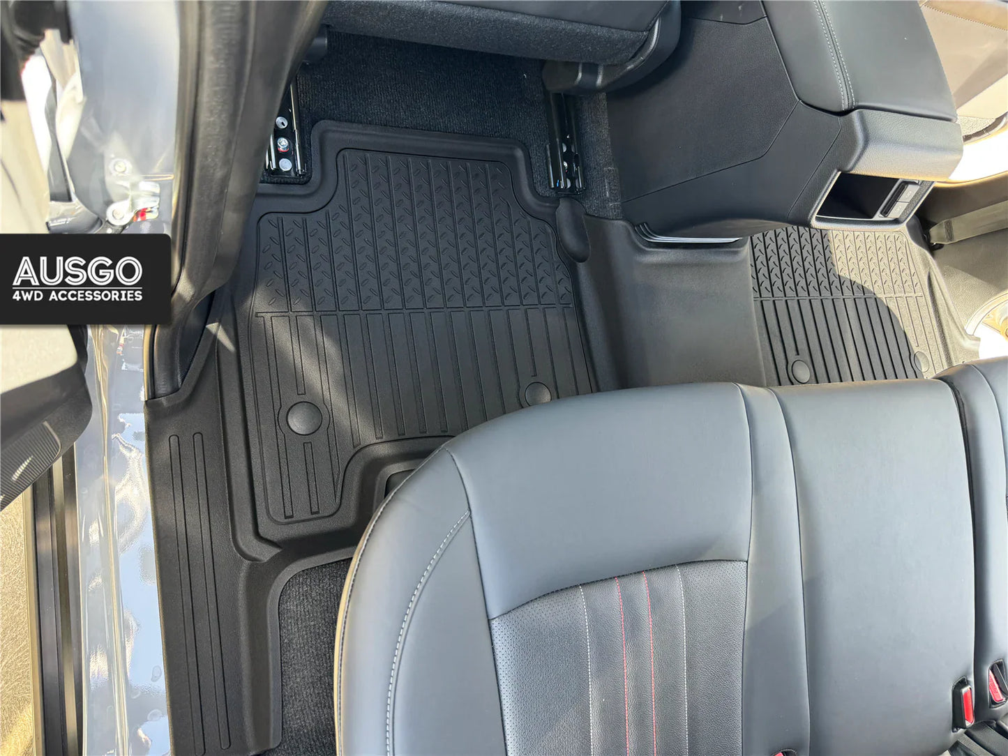 4WD FLOOR MATS (INJECTION) ISUZU MU-X 2021 -