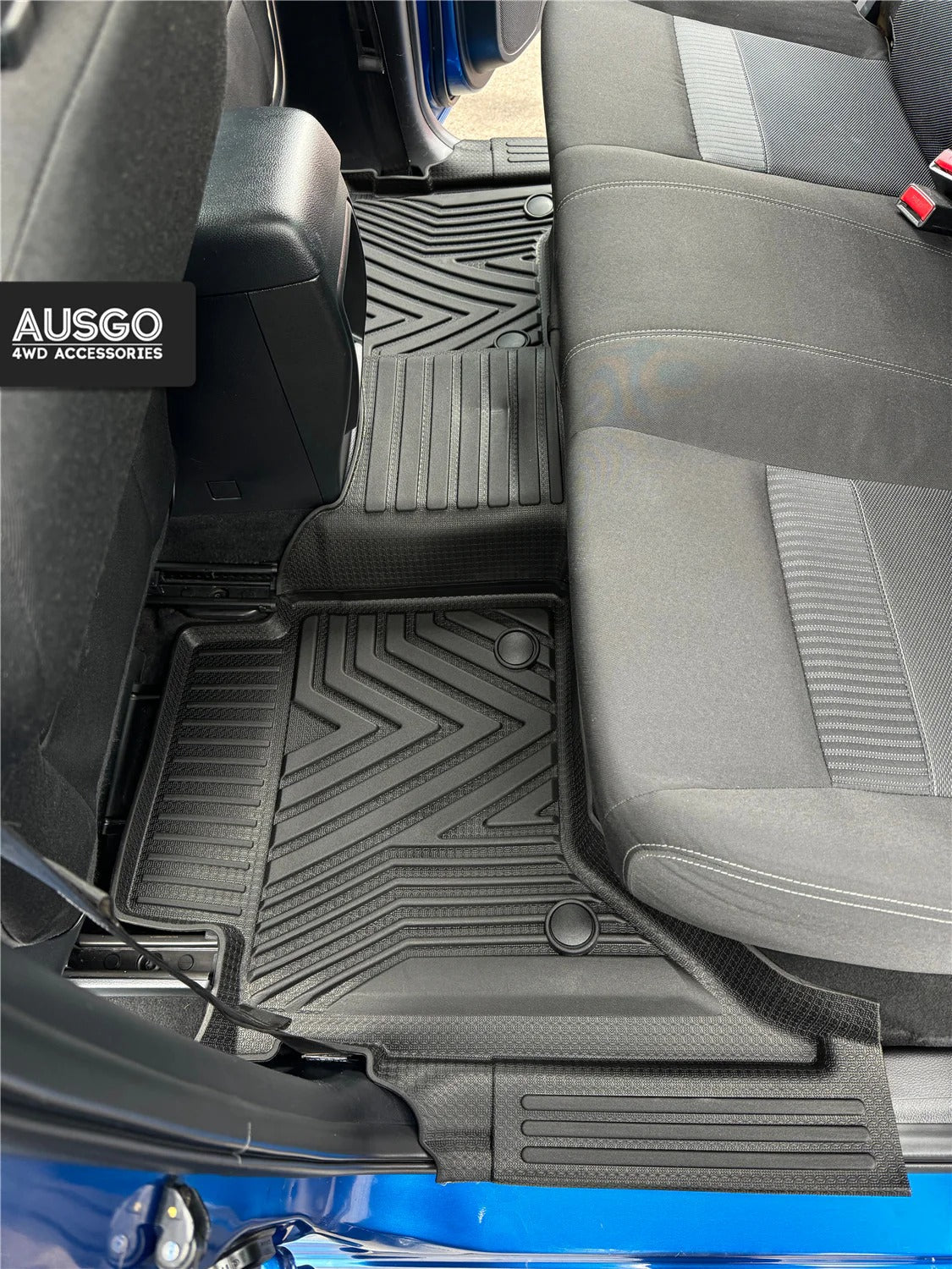 4WD FLOOR MATS (INJECTION) MAZDA BT-50 2011-2020