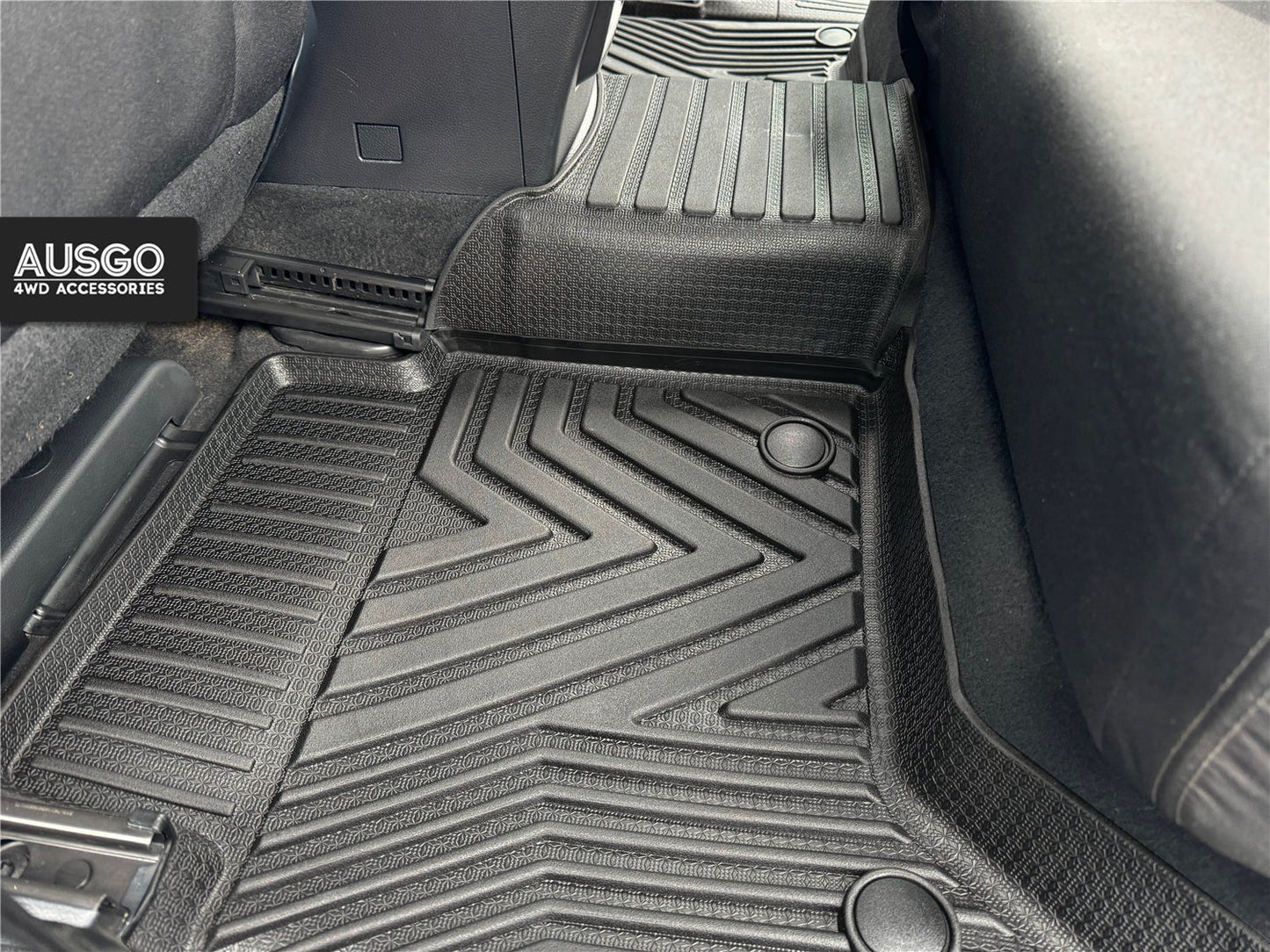 4WD FLOOR MATS (INJECTION) MAZDA BT-50 2011-2020