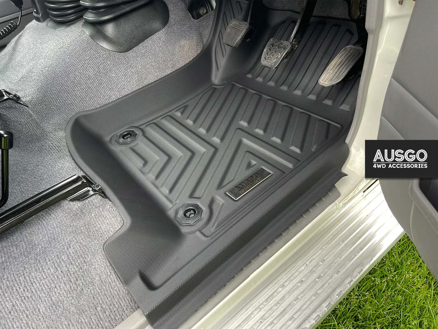 4WD FLOOR MATS - TOYOTA LANDCRUISER 79 SERIES