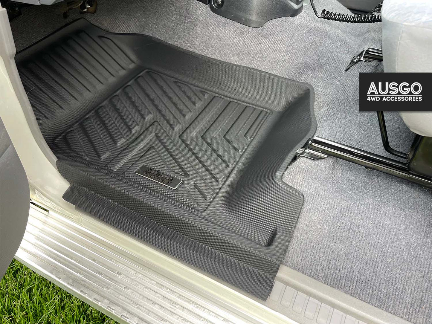 4WD FLOOR MATS - TOYOTA LANDCRUISER 79 SERIES