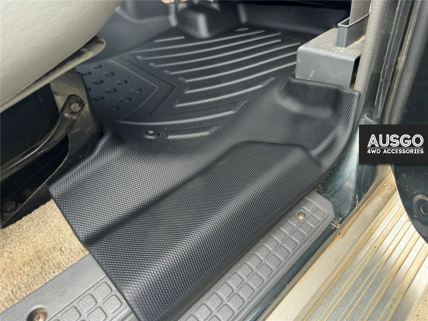 4WD FLOOR MATS - NISSAN PATROL GQ Y60